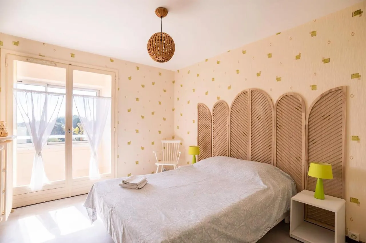 Appartement Flat With Loggia At 10Min From The Beach Hyères France